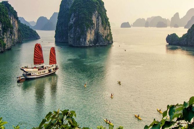 Halong Bay Full Day with Kayaking, Hiking viewpoint, Cave - Deluxe To Luxury - Food, timing, and how to avoid the common Halong Bay day-trip mistakes