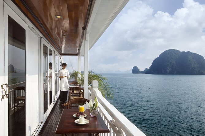 Halong Bay - Hera Luxury Day Cruise 7.5 Hours - Lobster soup seafood buffet plus Day 1 lunch: eating well without planning