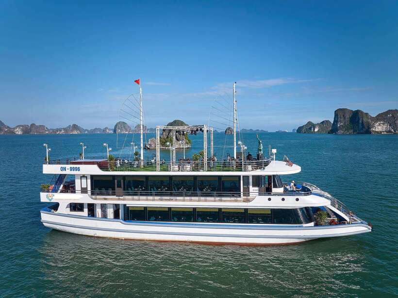 Halong Bay Luxury Cruise: Kayak&Swim,Cave, Party BEST SELLER - Key highlights worth booking around