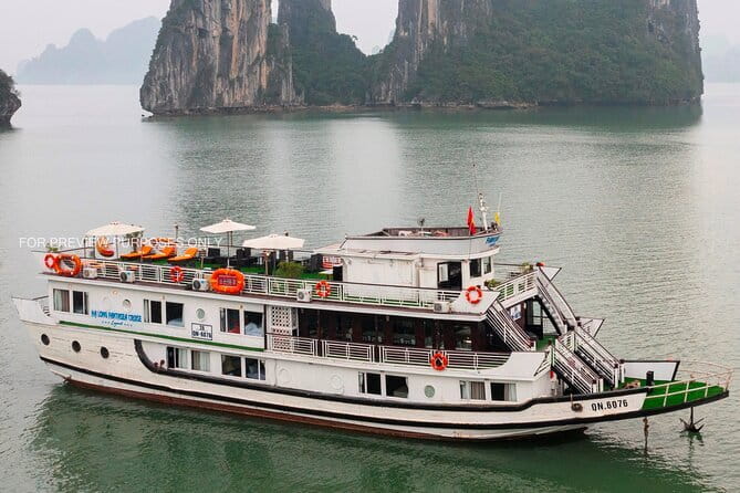 HALONG BAY LUXURY IRIS CRUISE DAY TRIP-BEST SELLER: Kayak, Music - Ti Top Island: beach time plus an optional climb