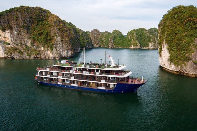 Halong La Pandora Cruise 2days/1Night - Day 1: pick-up to Lan Ha lagoon kayaking and swimming