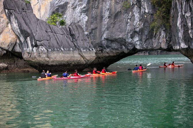 HaLong, LanHa bay 2days and 1 nite Kayak on Vega Legend Cruise. - Price and value: is $183 per person worth it?