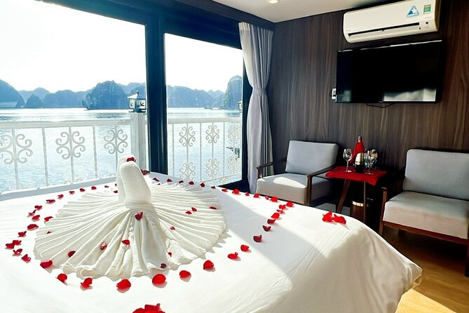 HaLong, LanHa bay 2days and 1 nite Kayak on Vega Legend Cruise. - Tuan Chau Harbor start: the Day 1 rhythm from Hanoi to overnight anchoring