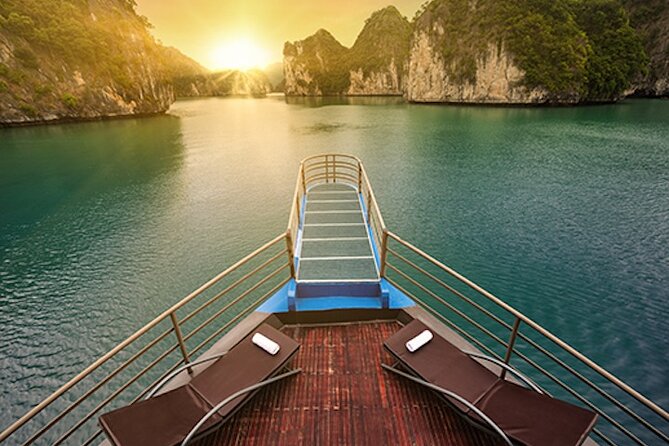 HaLong - LanHa Bay With La Pandora Boutique Cruises 2Days/1Night - Day 1 Sailing, Con Vit Islets Lunch, and Late Afternoon Lan Ha Time