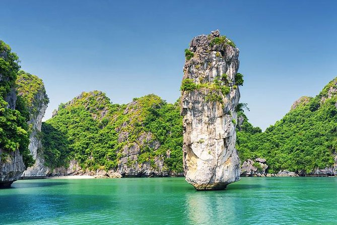 Halong Luxury Cruise Full Day Tour from Hanoi: All Inclusive - Ti Top Beach: Short Rest Time With a View That Helps You Breathe