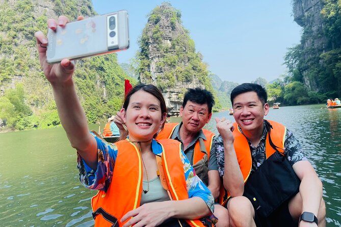 Hang Mua - Hoa Lu - Tam Coc Small Group Tour 8 People a Group - Cycling and rice fields: the part that feels most local