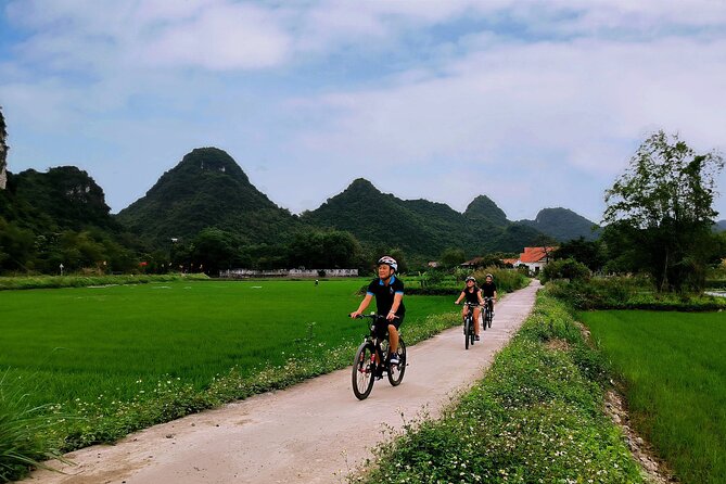 Hang Mua - Hoa Lu - Tam Coc Small Group Tour 8 People a Group - Who this tour is best for (and who might want a different plan)