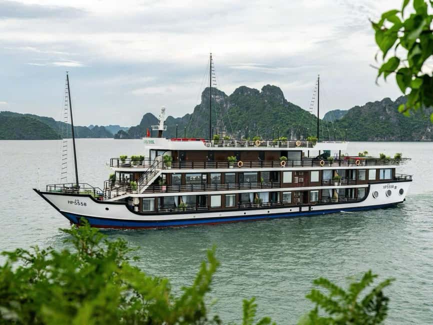 Hanoi: 2-Day Ha Long & Lan Ha Bay 5-Star Boat with Balcony - What this 2-day Ha Long and Lan Ha balcony cruise really feels like