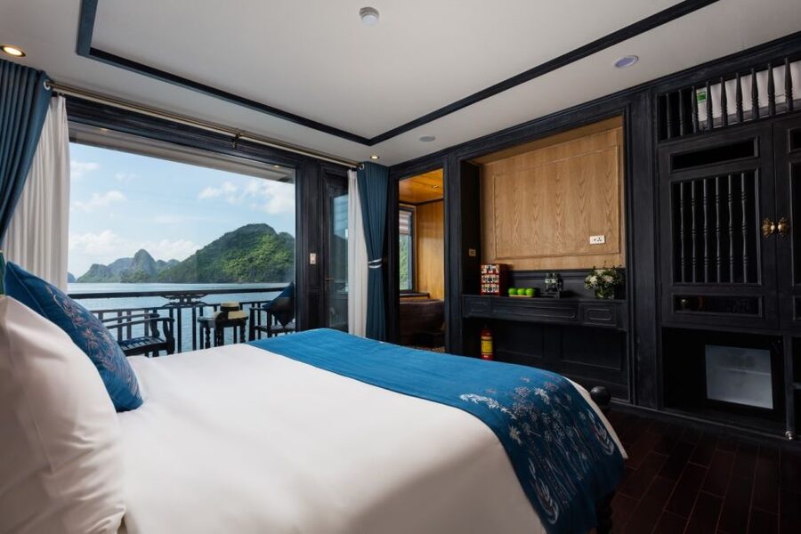 Hanoi: 2-Day Halong & Lan Ha Bay 5-Star Cruise with Balcony - Getting to and from Hanoi: limousine comfort, port logistics, and one smart tip
