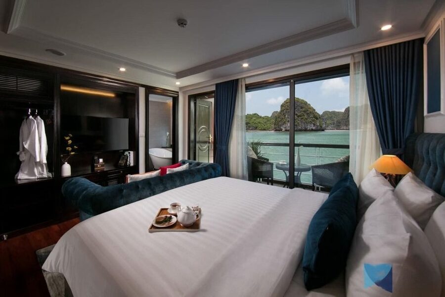 Hanoi: 3-Day Ninh Binh, Ha Long, & Lan Ha Bay 5-Star Cruise - Day 3 Tai Chi on deck, then Ao Ech or Trung Trang Cave