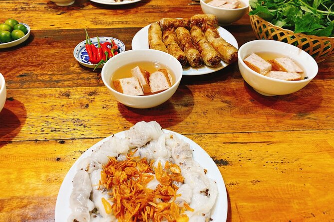 Hanoi: 7 Tasting Street Food Walking Tour and Train Street - Hoan Kiem Walking Street finish: how the tour wraps up