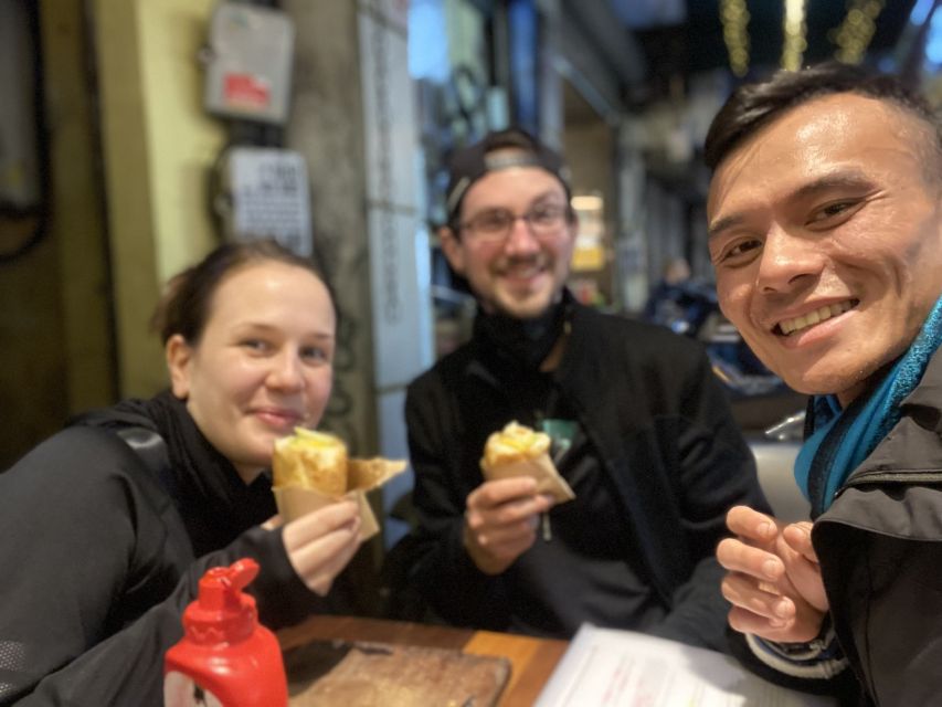 Hanoi: 7 Tastings Street Food Tour with Train Street - Key things to love