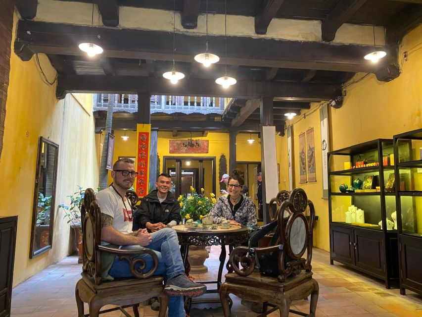 Hanoi: All-in-One Walking Tour Through a Train Street - Egg, Salt, or Coconut Coffee: The Break That Makes the Route Feel Local