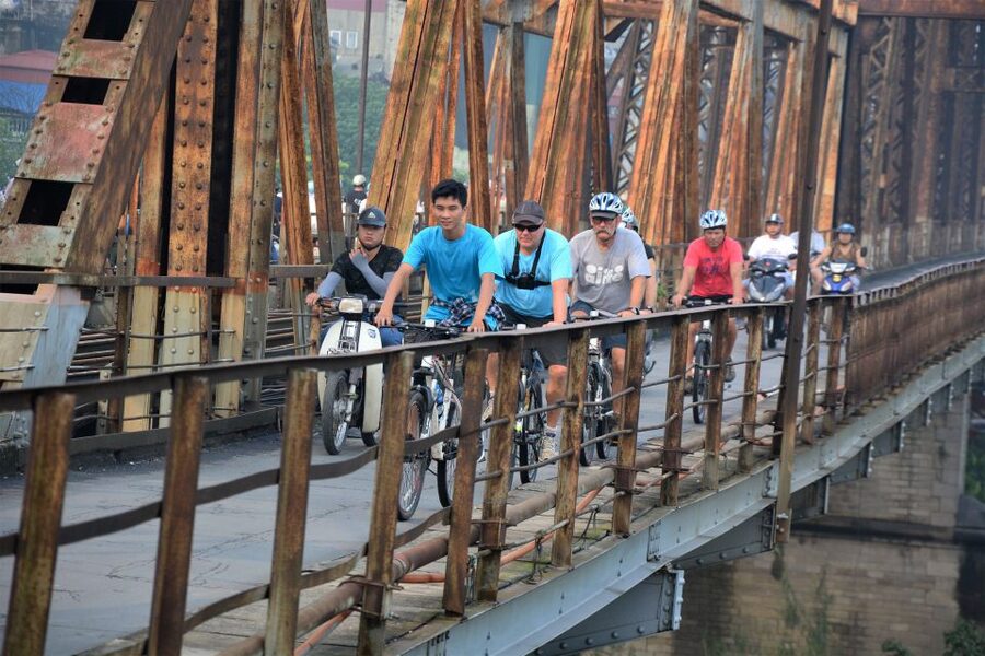 Hanoi: Bike Tour Through Hidden Gems and Banana Island - Train Street and Long Biên Bridge: History You Ride Past, Not Just Read