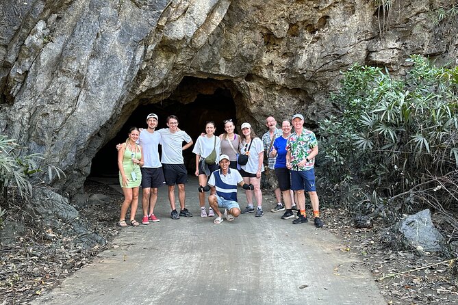 Hanoi/Cat Ba: Full day CatBa National Park - LanHa Bay Adventure - Food and drinks, what you actually get