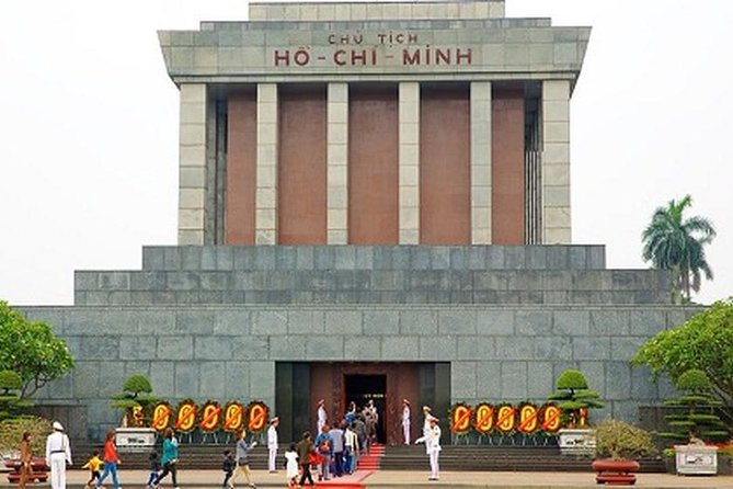 Hanoi City Half Day Private Tour: Hidden Corners & Train Street - Getting picked up, meeting the guide, and avoiding early-day confusion