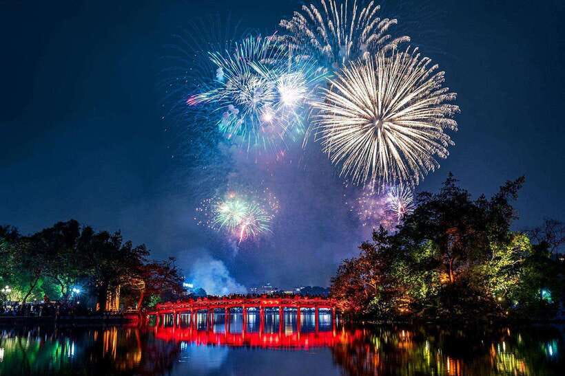 Hanoi City Half Day - The City Contains Cultural Beauty - Ho Chi Minh Mausoleum: The Start That Sets the Tone