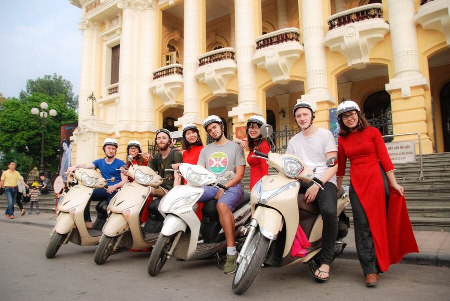 Hanoi: City Sightseeing Motorbike Tour - Why a Hanoi motorbike tour beats buses for your first day