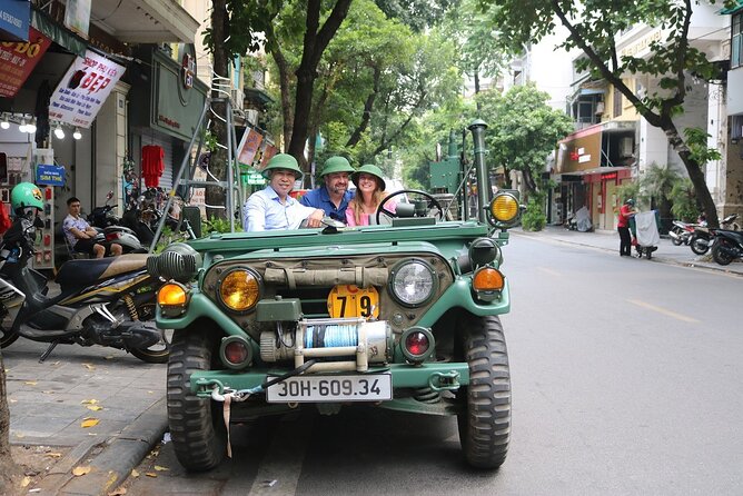 Hanoi City Tour Highlight, Train Street Combine visit Countryside - Ba Đình Square and the French Quarter look: history you can see from the road