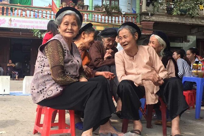 Hanoi Countryside Motorbike Tour: Red River Culture & Daily Life - Meal time and small extras: what the included food is really for