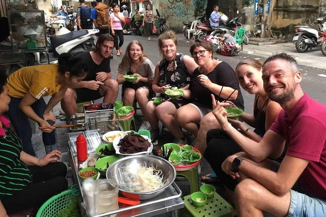Hanoi Customized Street Food Walk with Train Street Experience - The Old Quarter food walk: around eight tastings, not random sampling
