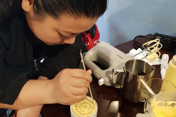 Hanoi Egg Coffee Making Course - Mastering the thick foam and egg topping for latte-style art