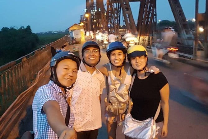 Hanoi Famous Michelin Guided Street Food Tour - Cafe Phố Cổ: Egg Coffee as the Final Sweet Note