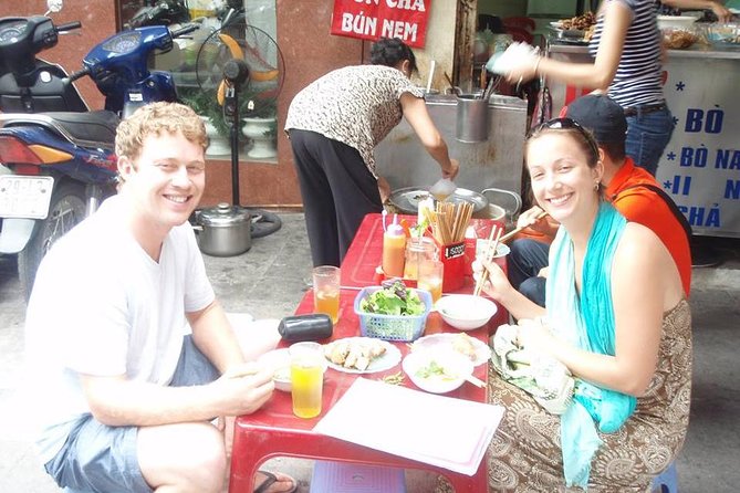Hanoi Food on Foot: Walking Tour of Hanoi Old Quarter - Why This Hanoi Old Quarter Walk Feels Different at Night