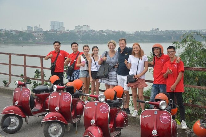 Hanoi Food Tours: Hanoi Foodie Scooter Tour Led By Women - Stop by stop in Hanoi, from banh cuon to Hồ Truc Bạch egg coffee