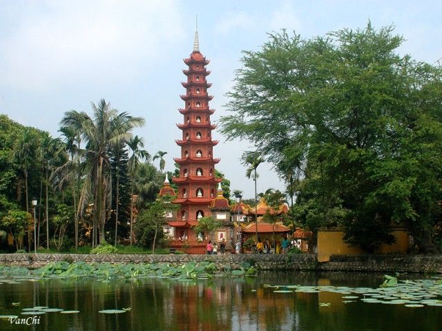 Hanoi: Full-Day City Tour and Water Puppet Show - Water puppet show near Sword Lake: the 50-minute cooldown