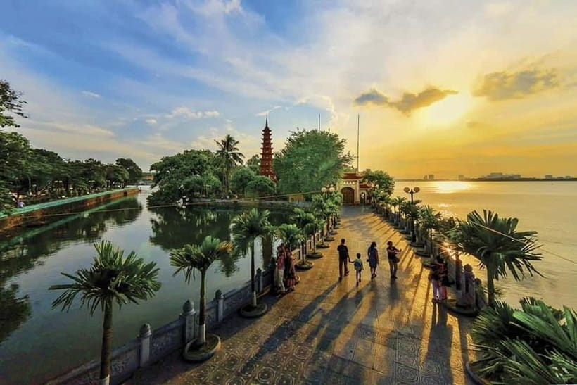 Hanoi: Full-day or Half-day Hanoi City Tour - Hoan Kiem Lake and Ngoc Son Temple on full-day routes