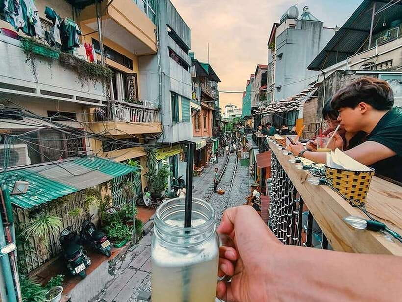 Hanoi: Guided Food Tour with Train Street Visit - Walking, taxis, and comfort tips that actually matter