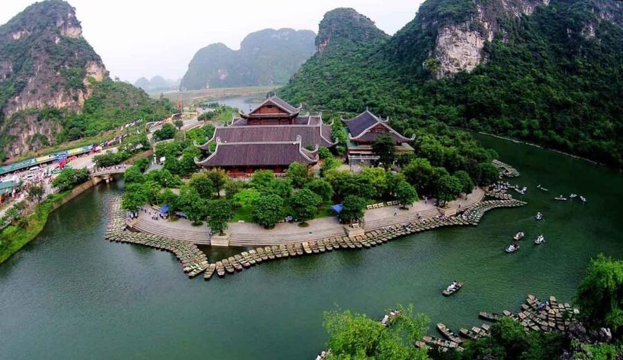 Hanoi: Guided Full-Day Hoa Lu, Trang An and Mua Cave Tour - Who Should Book This Full-Day Hoa Lu, Trang An, and Mua Cave Tour?