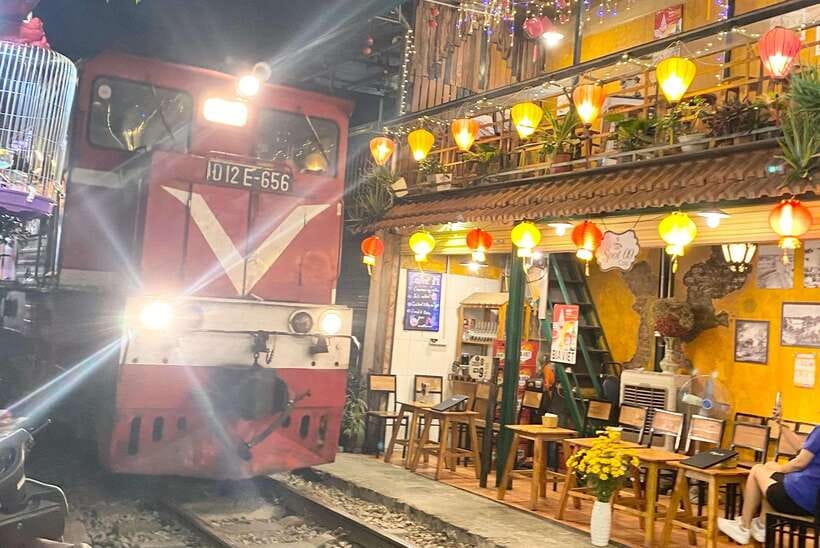 Hanoi: Guided Street Food Tour with Train Street Experience - Train Street magic, powered by a real street food route