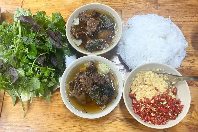 Hanoi: Guided Street Food Tour with Train Street Experience - The food stops that actually make Hanoi taste like Hanoi