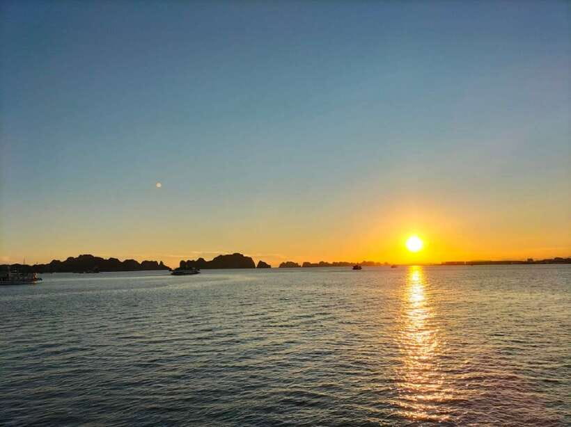 Hanoi: Ha Long Bay Day Cruise - Swimming, Meal, Kayaking - Timing, what to plan around, and who this suits best