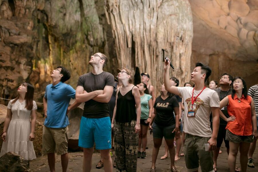 Hanoi: Halong Bay Day Trip with Titop Island, Cave, & Kayak - Booking Decision: Should You Book This Halong Bay Day Trip?