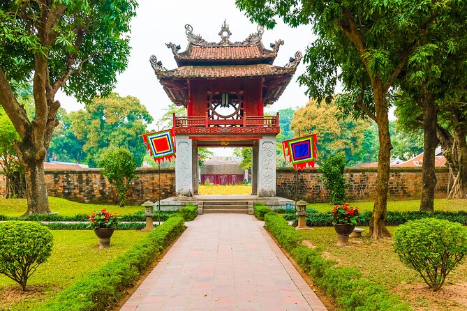 Hanoi Heritage Premium Daily Tour - Tran Quoc Pagoda, Hanoi’s 6th-Century Start Point