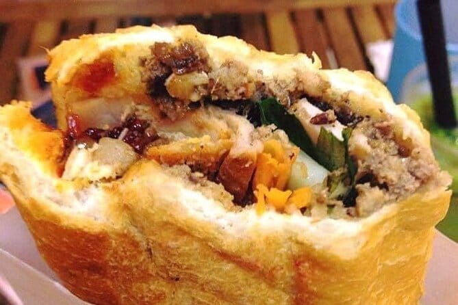 Hanoi Hidden Bites Premium Food Adventure - Choosing Timeless Classics or Bold and the Curious