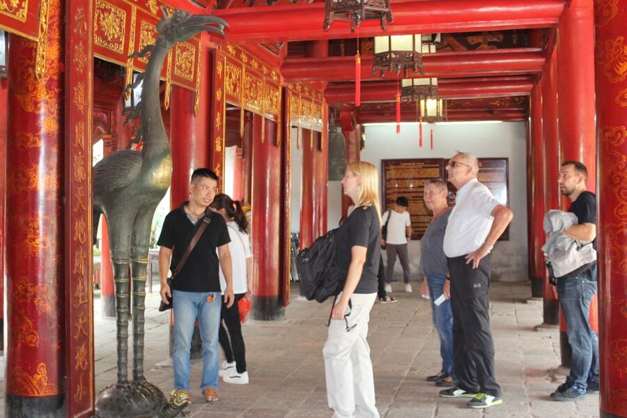 Hanoi Highlights: Full-Day Small Group City Tour with Lunch - Lunch in Hanoi: local food, local pacing