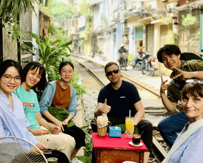 Hanoi: Historic Jeep Tour - West Lake and Truc Bach Lake: The Calm Side of the City