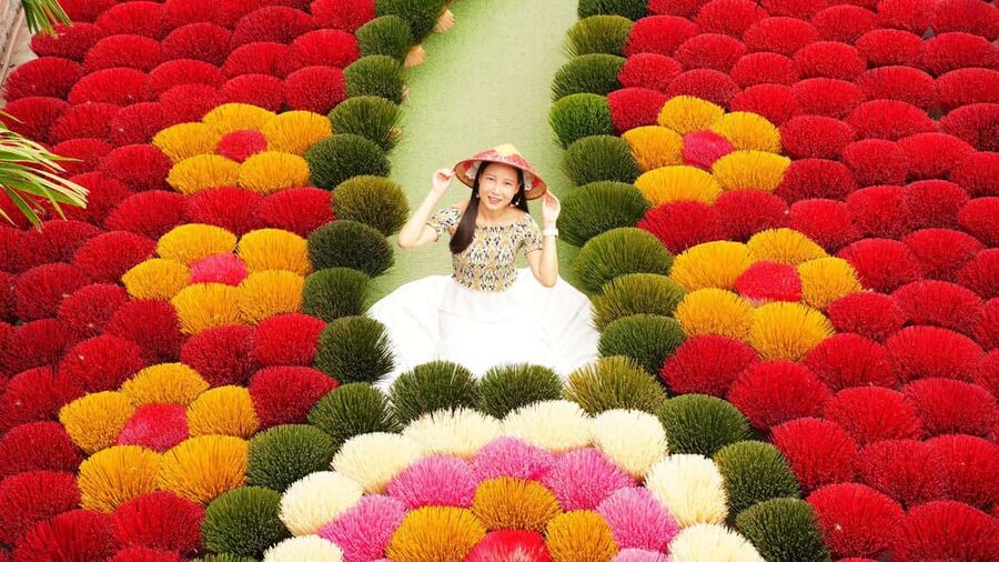 Hanoi: Incense Village & Conical Hat or Knife-Making Village - Chuong Conical Hat Village: Paint a Hat, Take It Home, Learn the Process
