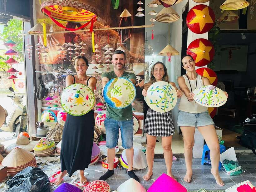 Hanoi: Incense Village, Hat, and Lacquer Artisanal Tour - Optional drop-off at Hanoi Train Street, and how to use it smartly