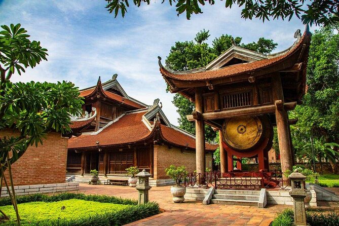 Hanoi Insight City Private Tour - Tran Quoc Pagoda: an ancient stop that beats the clock