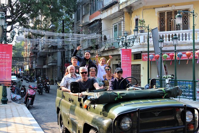 Hanoi Jeep Food Tours Led By Women - Duờng Tau and bun cha: a classic Hanoi pairing