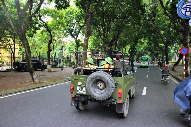 Hanoi Jeep Tours Led By Women: City & Countryside Half Day Combo - Stop 1: Long Bien Bridge and the view that links parts of the city