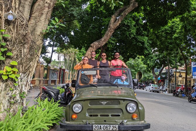 Hanoi Jeep Tours Led By Women: Hanoi Countryside Half Day - Hồ Trúc Bạch and the Hoi Phu broomstick craft stop