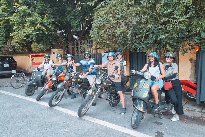 Hanoi Motorbike Tour: Hanoi HIGHTLIGHTS & HIDDEN GEMS - Stop 1: Ho Chi Minh Mausoleum quick visit and what to expect