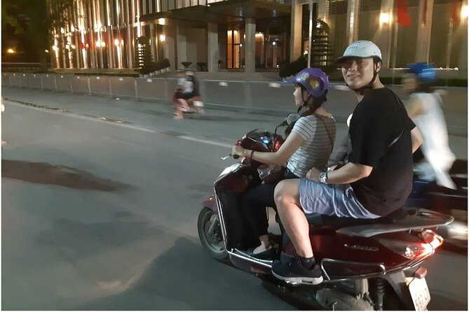 Hanoi Nightlife Food Tour By Motorbikes - The scooter setup: female drivers, helmet comfort, and how you’ll sit