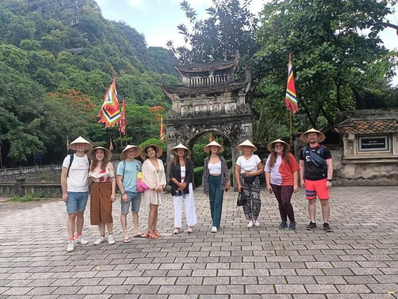 Hanoi/Ninh Binh: 1-Day Tam Coc/Trang An, Hoa Lu & Mua Caves - Leaving Hanoi Early, Arriving in Hoa Lu Around Late Morning